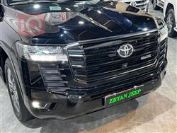 تۆیۆتا لاند کروزەر